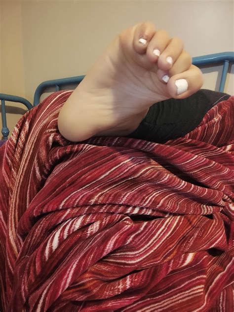 Footjob Porn .